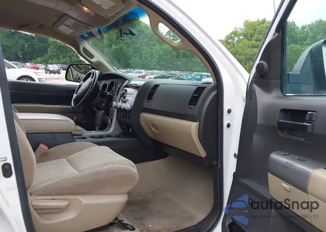 2010 Toyota Tundra Double Cab Sr5 z USA, uszkodzony, nr VIN 5TFRY5F18AX081108